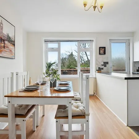 Vichy - Edgware Way 2 Bed Modern Apartment Londres Exterior foto