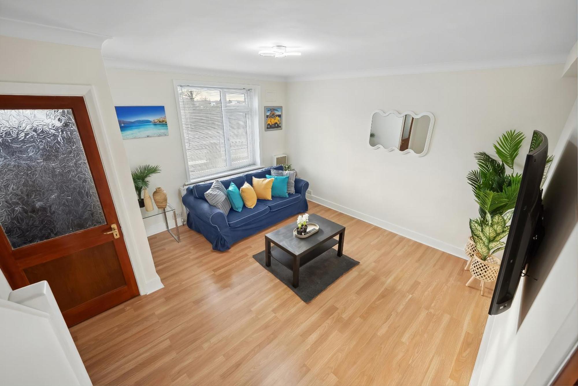 Vichy - Edgware Way 2 Bed Modern Апартаменты *