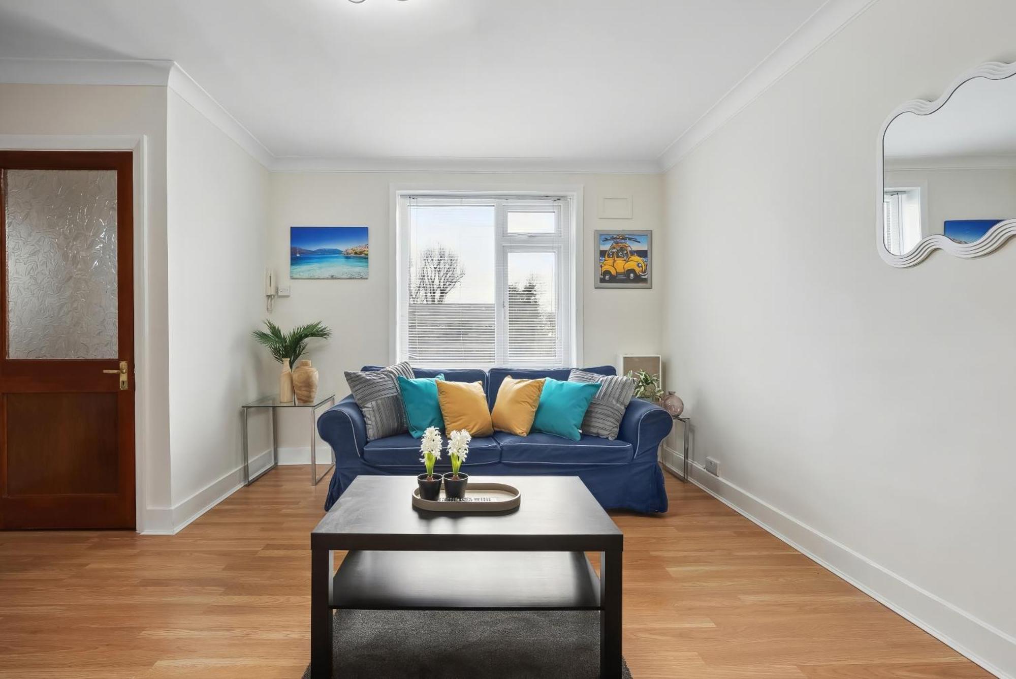 Vichy - Edgware Way 2 Bed Modern Апартаменты Лондон